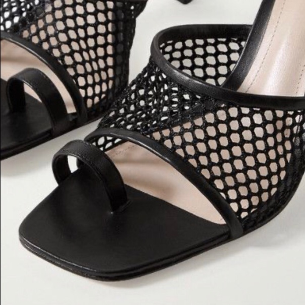 NEW!Leather-trimmed fishnet mules. size- 5. Stylish!OFFERS ACCEPTING